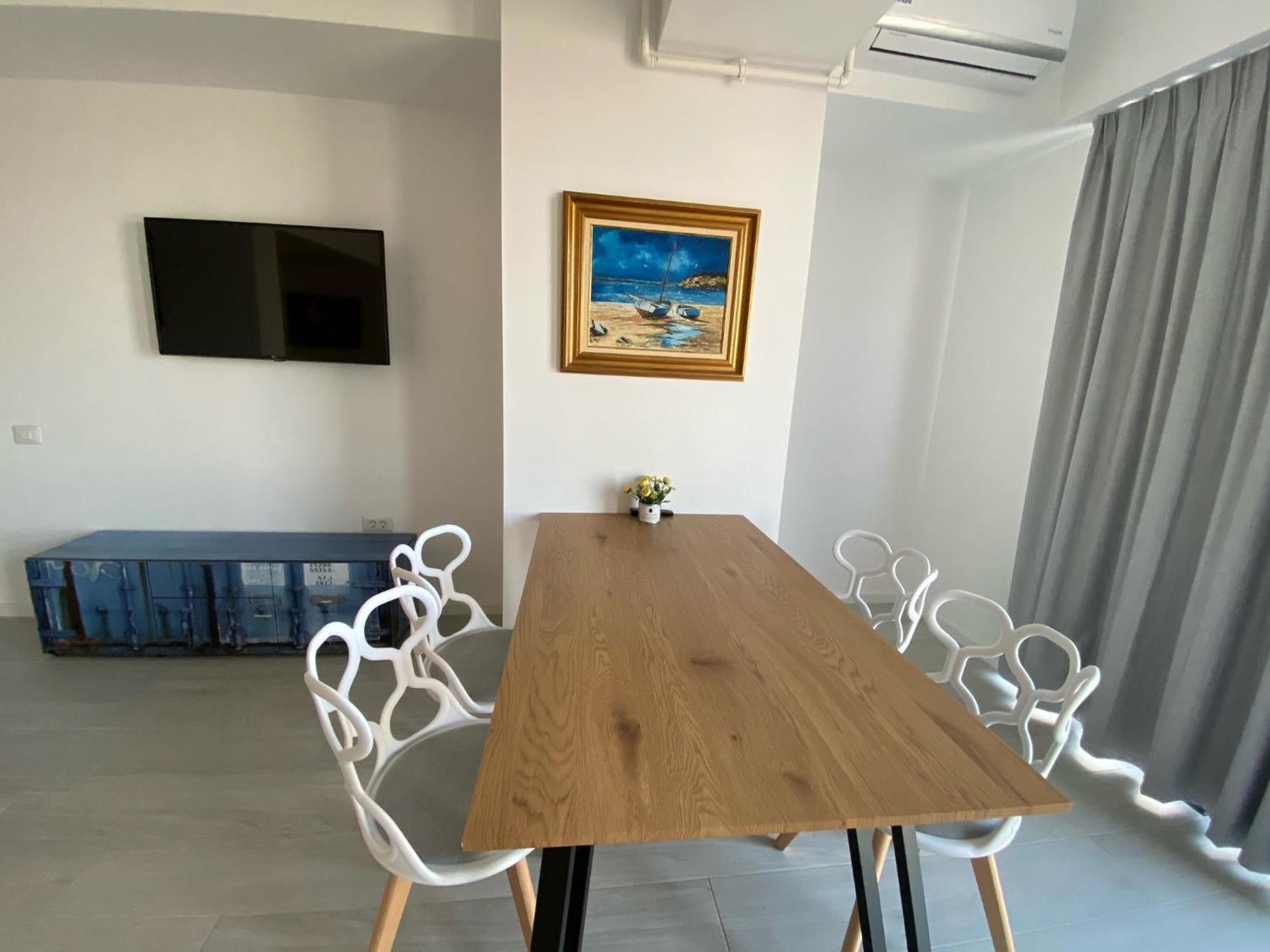 Maritimo Aparthotel Constança Quarto foto