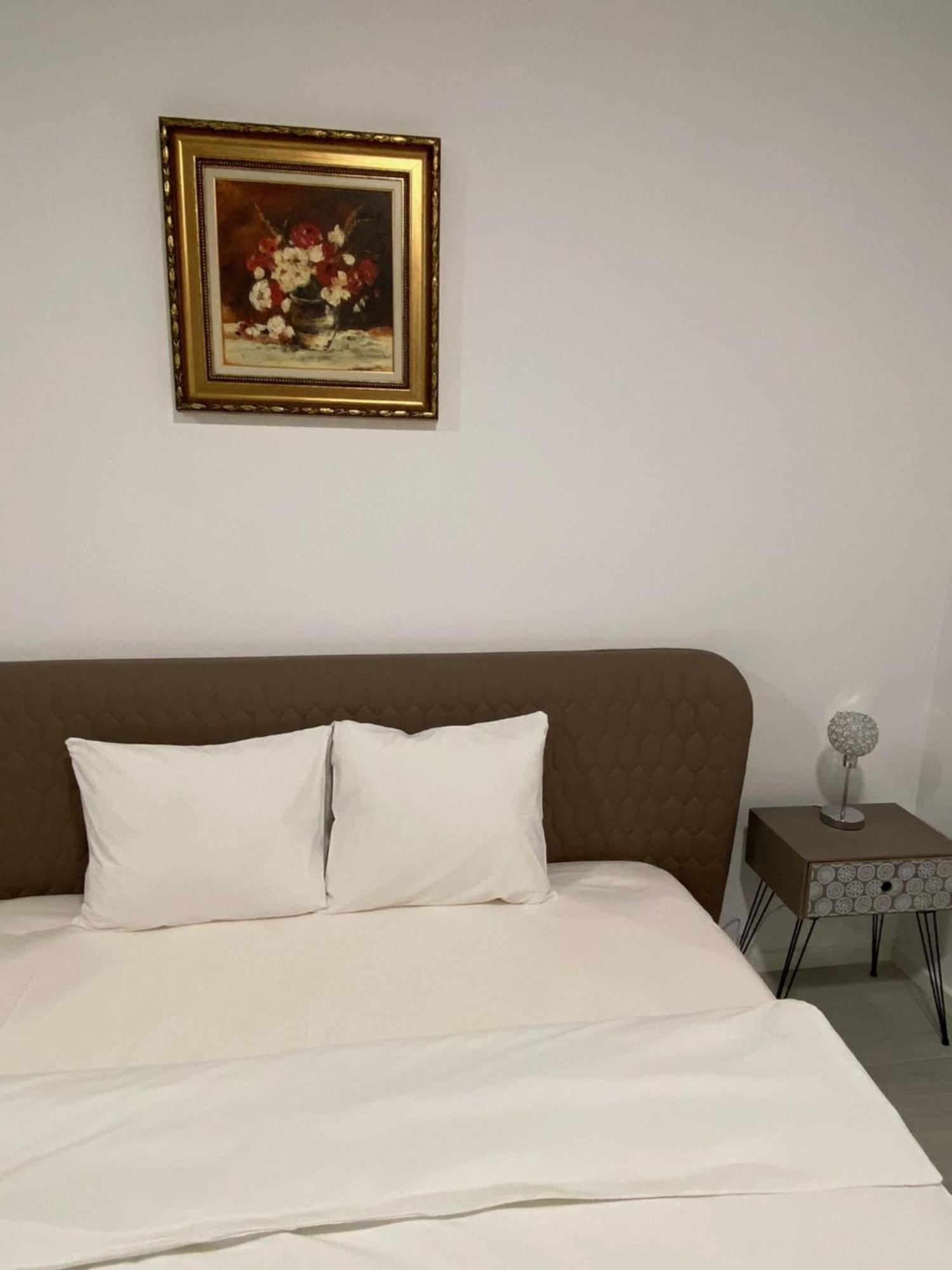 Maritimo Aparthotel Constança Quarto foto